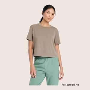 🤎 ALL IN MOTION ESSENTIAL CREWNECK SHORT SLEEVE TOP DARK BROWN LARGE NWT